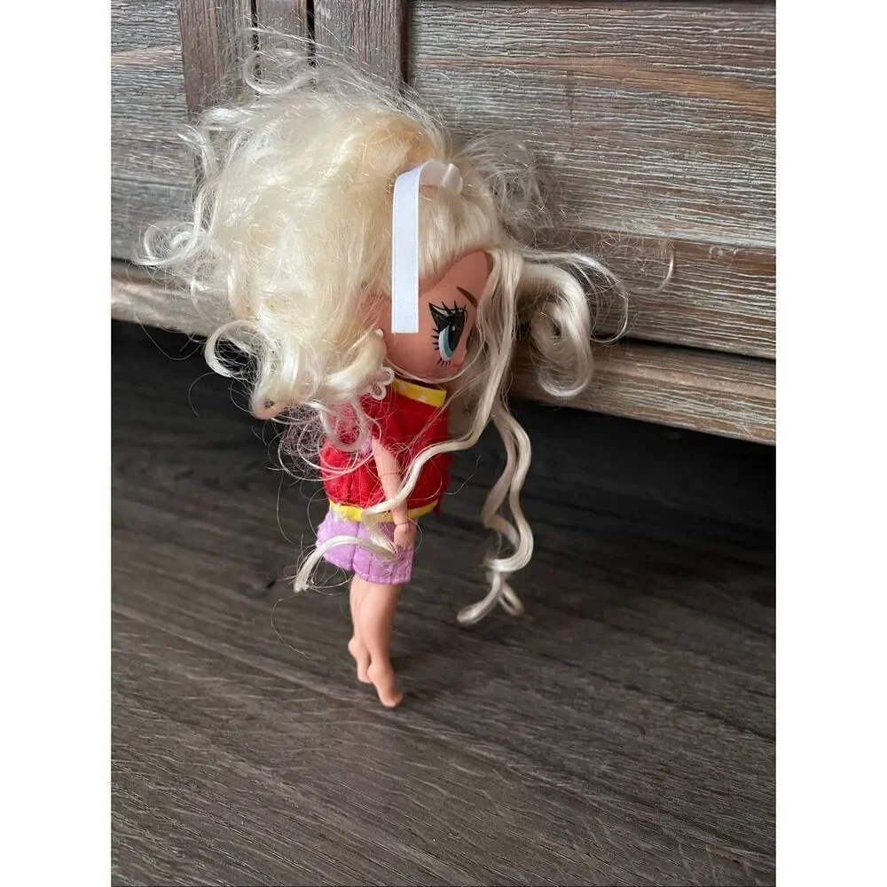 L.O.L. Surprise! O.M.G. Swag Fashion Doll.